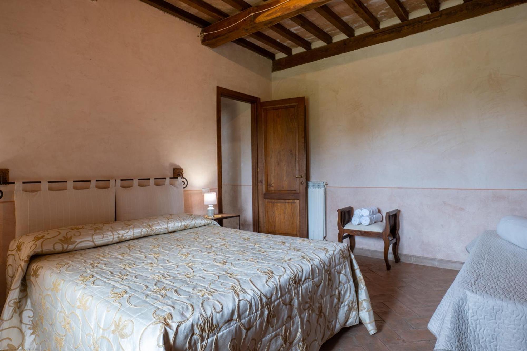 Agriturismo Tenuta Roccaccia Pitigliano Buitenkant foto