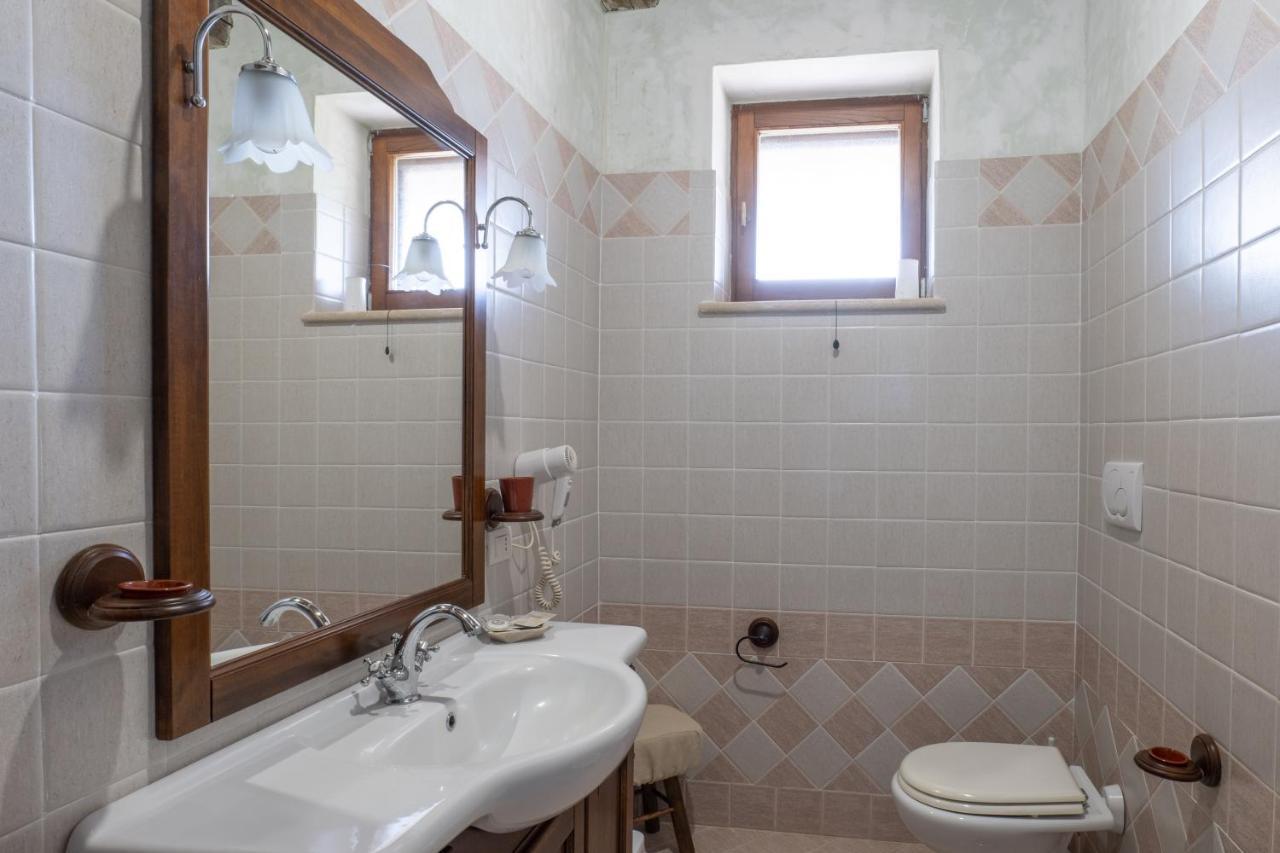 Agriturismo Tenuta Roccaccia Pitigliano Buitenkant foto