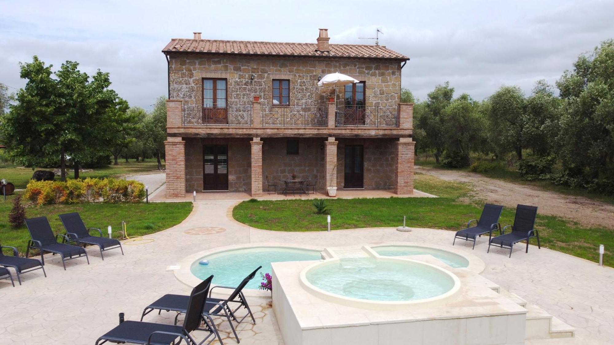 Agriturismo Tenuta Roccaccia Pitigliano Buitenkant foto